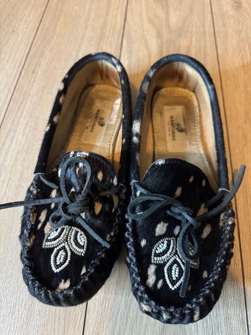 Minnetonka Black Leopard-Print Beaded Moccasins